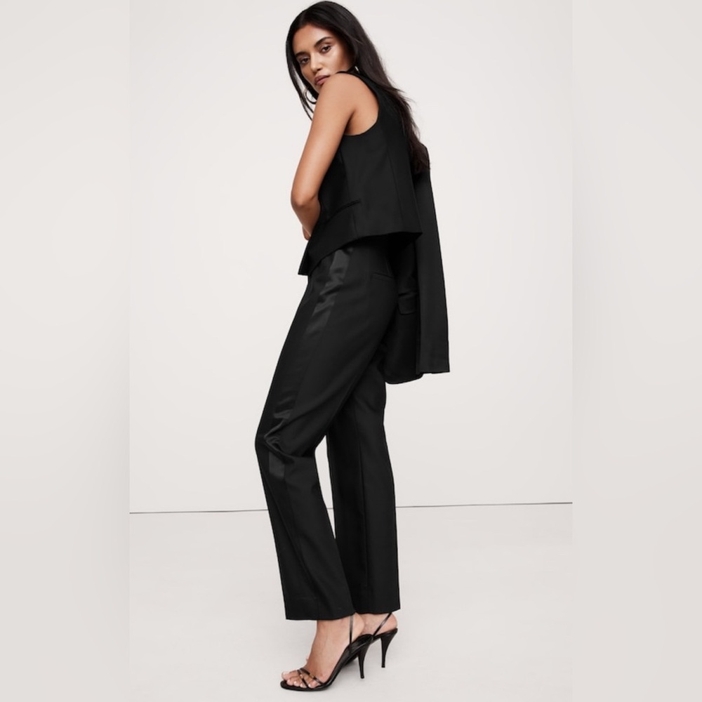 BANANA REPUBLIC BARATHEA ITALIAN WOOL TAPERED TUXEDO PANT